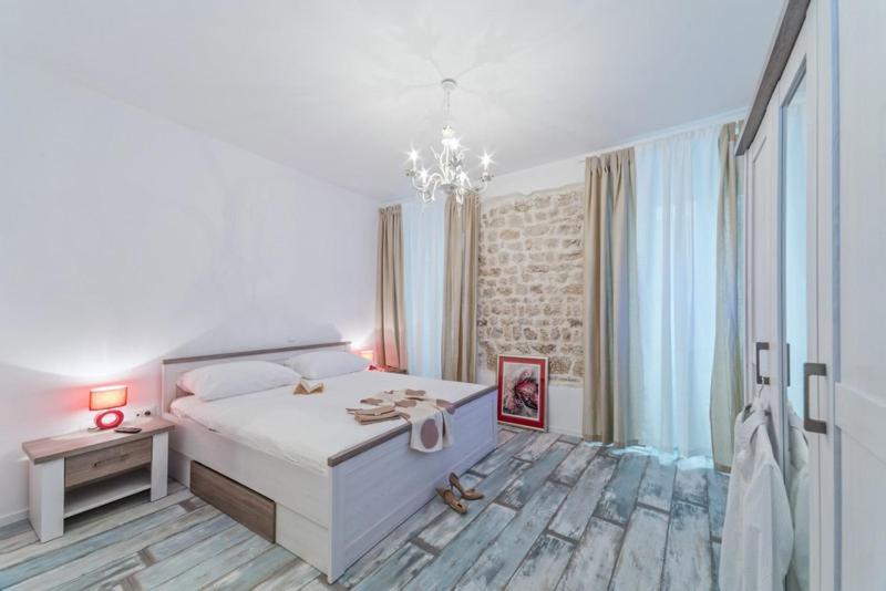 Lanterna Rooms&Apartment Zadar Buitenkant foto