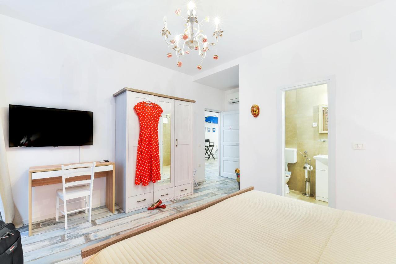 Lanterna Rooms&Apartment Zadar Buitenkant foto